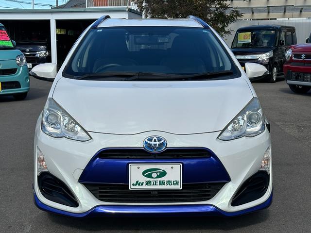 アクア Ｘ－アーバン　ＳＤナビ　ワンセグＴＶ　バックカメラ　ドライブレコーダー　Ｂｌｕｅｔｏｏｔｈ接続　ＬＥＤヘッドライト　ハーフレザーシート　スマートキー　プッシュスタート（3枚目）