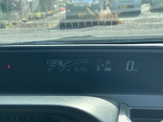 アクア Ｘ－アーバン　ＳＤナビ　ワンセグＴＶ　バックカメラ　ドライブレコーダー　Ｂｌｕｅｔｏｏｔｈ接続　ＬＥＤヘッドライト　ハーフレザーシート　スマートキー　プッシュスタート（18枚目）