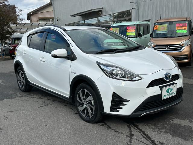 アクア クロスオーバー　トヨタセーフティセンス　ＳＤナビ　フルセグＴＶ　バックカメラ　ドライブレコーダー　ＥＴＣ　Ｂｌｕｅｔｏｏｔｈ接続　スマートキー　プッシュスタート（10枚目）