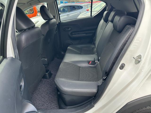 アクア クロスオーバー　トヨタセーフティセンス　ＳＤナビ　フルセグＴＶ　バックカメラ　ドライブレコーダー　ＥＴＣ　Ｂｌｕｅｔｏｏｔｈ接続　スマートキー　プッシュスタート（15枚目）