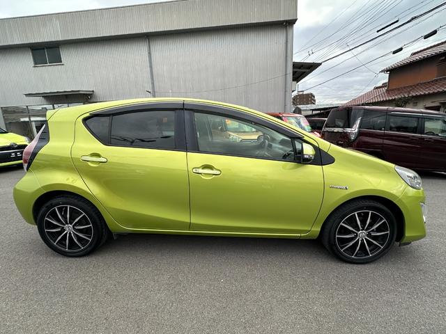 アクア Ｓ　ＳＤナビ　フルセグＴＶ　バックカメラ　ＥＴＣ　Ｂｌｕｅｔｏｏｔｈ接続　スマートキー　プッシュスタート（9枚目）