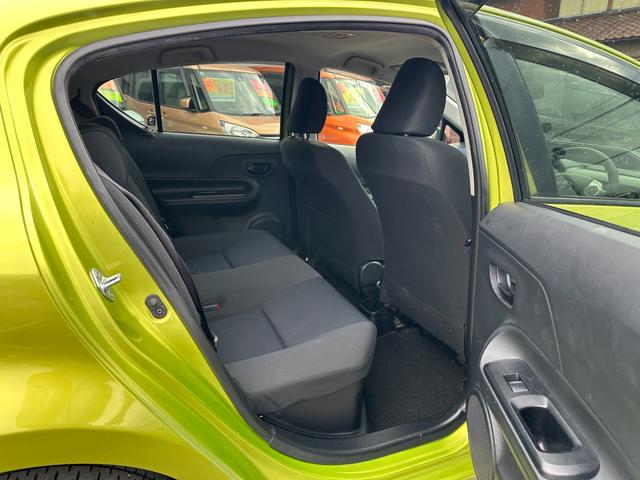 アクア Ｓ　ＳＤナビ　フルセグＴＶ　バックカメラ　ＥＴＣ　Ｂｌｕｅｔｏｏｔｈ接続　スマートキー　プッシュスタート（14枚目）