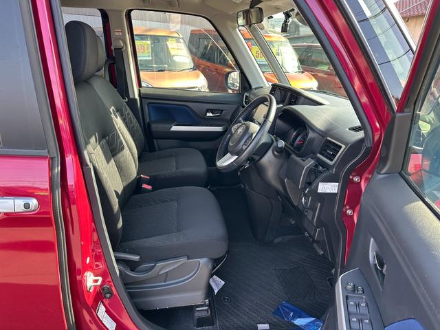 タンク Ｇ　Ｓ　スマートアシスト　両側パワースライドドア　ＳＤナビ　フルセグＴＶ　バックカメラ　ＥＴＣ　ドライブレコーダー　Ｂｌｕｅｔｏｏｔｈ接続　クルーズコントロール　スマートキー　プッシュスタート（12枚目）