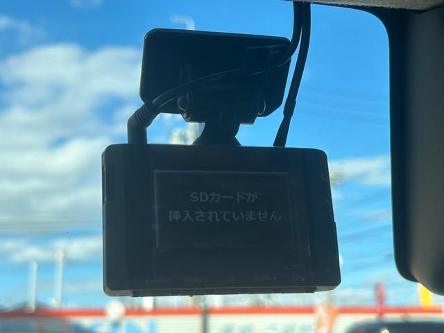 ルーミー カスタムG-T 純正ナビ フルセグTV バックカメラ 両側パワースライドドア プッシュスタート スマートキー LEDヘッドライト フォグランプ 運転席&助手席シートヒーター 前後ドラレコ クルコン 電動パーキング(31枚目)