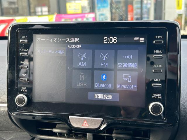 ヤリスクロス ハイブリッドＺ　アドベンチャー　純正ディスプレイオーディオ　ナビ　パノラマモニター　トヨタセーフティセンス　ＢＳＭ　パーキングサポートブレーキ　シートヒーター　ステアリングヒーター　ルーフレール　ＬＥＤヘッド　ハーフレザーシート（12枚目）