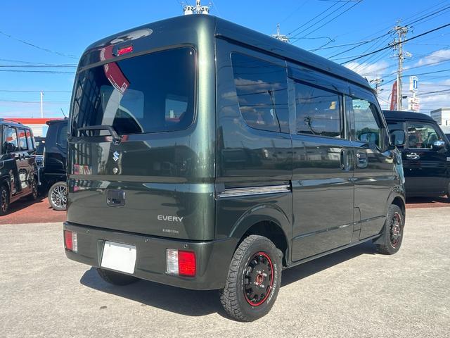 エブリイ ＰＣ　デュアルカメラブレーキサポート　５速マニュアル　ナビ　フルセグＴＶ　ＬＥＤヘッドライト　社外アルミ　前後ドラレコ　キーレス　シートヒーター　電動格納ドアミラー　ワンオーナー（5枚目）