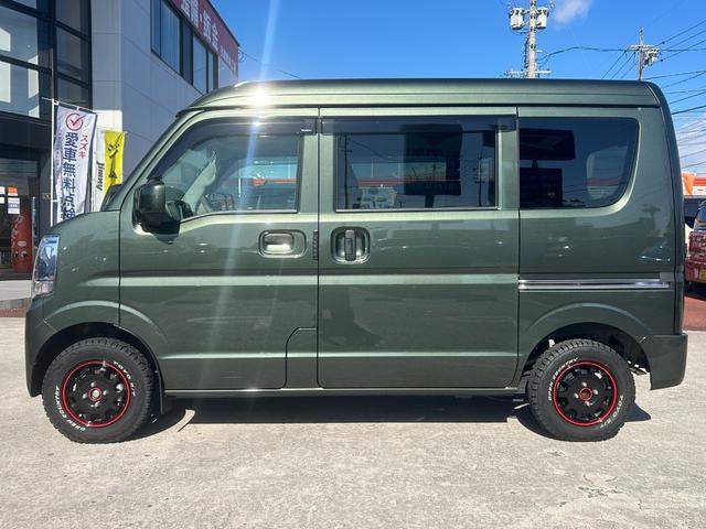 エブリイ ＰＣ　デュアルカメラブレーキサポート　５速マニュアル　ナビ　フルセグＴＶ　ＬＥＤヘッドライト　社外アルミ　前後ドラレコ　キーレス　シートヒーター　電動格納ドアミラー　ワンオーナー（8枚目）