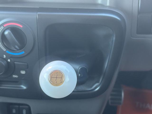 エブリイ ＰＣ　デュアルカメラブレーキサポート　５速マニュアル　ナビ　フルセグＴＶ　ＬＥＤヘッドライト　社外アルミ　前後ドラレコ　キーレス　シートヒーター　電動格納ドアミラー　ワンオーナー（31枚目）