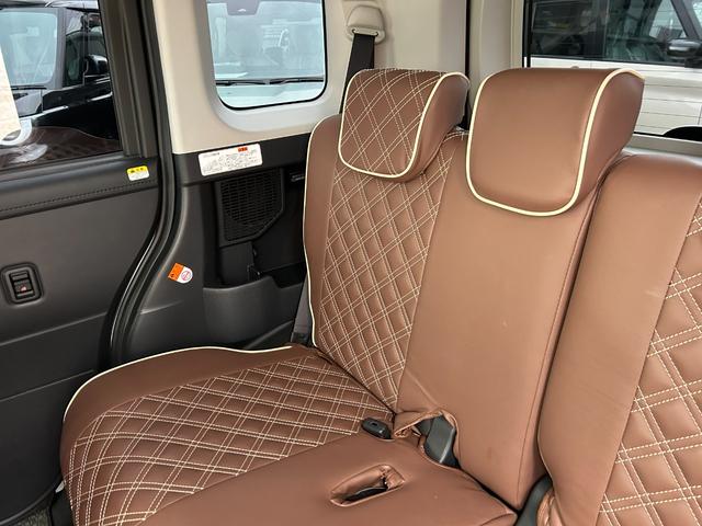 ルーミー カスタムG-T スマートアシスト 9インチナビ フルセグTV パノラマモニター 両パワースライドドア LEDヘッドライト フォグランプ プッシュスタート スマートキー フロントモデリスタエアロ 茶革調シートフルカバー(40枚目)