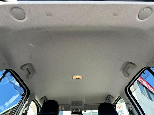 ライズ Ｚ　純正ナビ　フルセグＴＶ　バックカメラ　ＬＥＤヘッドライト　ＬＥＤフォグランプ　前後ドラレコ　ＥＴＣ　シートヒーター　純正１７インチアルミ　電動パーキング　ブレーキホールド　黒革調シートカバー（20枚目）