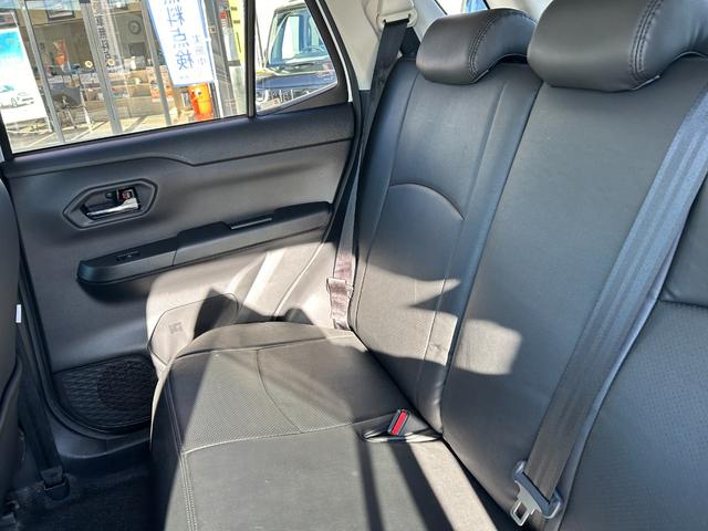 ライズ Ｚ　純正ナビ　フルセグＴＶ　バックカメラ　ＬＥＤヘッドライト　ＬＥＤフォグランプ　前後ドラレコ　ＥＴＣ　シートヒーター　純正１７インチアルミ　電動パーキング　ブレーキホールド　黒革調シートカバー（43枚目）