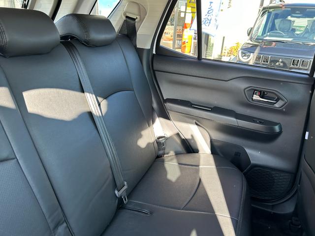 ライズ Ｚ　純正ナビ　フルセグＴＶ　バックカメラ　ＬＥＤヘッドライト　ＬＥＤフォグランプ　前後ドラレコ　ＥＴＣ　シートヒーター　純正１７インチアルミ　電動パーキング　ブレーキホールド　黒革調シートカバー（44枚目）