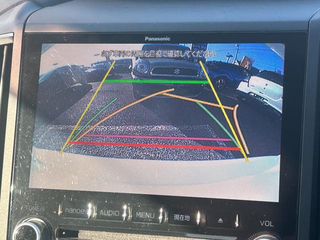 �o�b�N�J����