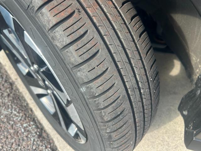 ロッキー プレミアムＧ　ＨＥＶ　純正プレミアム９インチナビ　フルセグＴＶ　パノラマモニター　純正前後ドラレコ　ビルトインＥＴＣ２．０　ＬＥＤヘッド＆フォグランプ　シートヒーター　プッシュスタート　スマートキー　純正１７インチアルミ（36枚目）