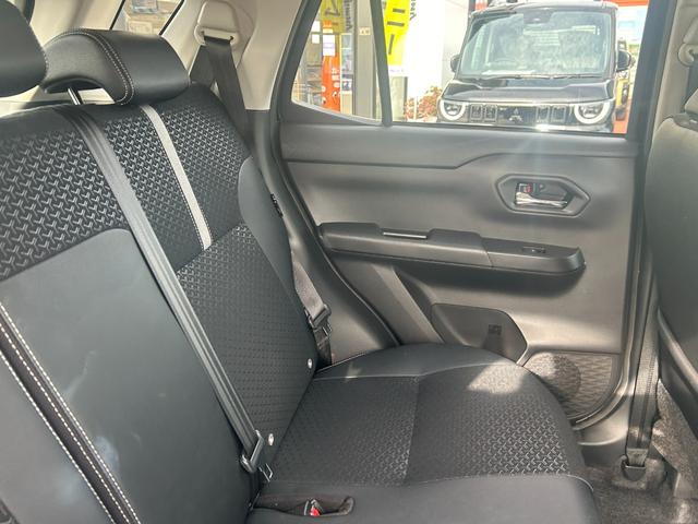 ロッキー プレミアムＧ　ＨＥＶ　純正プレミアム９インチナビ　フルセグＴＶ　パノラマモニター　純正前後ドラレコ　ビルトインＥＴＣ２．０　ＬＥＤヘッド＆フォグランプ　シートヒーター　プッシュスタート　スマートキー　純正１７インチアルミ（45枚目）