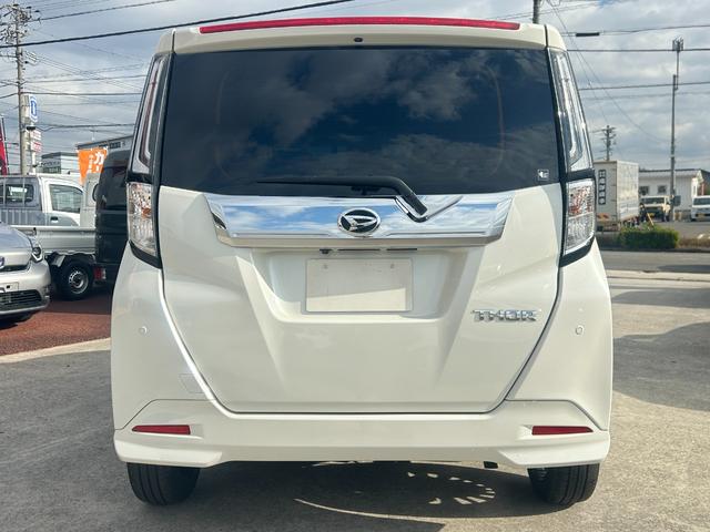 トール カスタムG ターボ スマートアシスト 純正9インチナビ フルセグTV パノラマカメラ 両Pスライドドア LEDヘッド&フォグ プッシュスタート スマートキー 純正ドラレコ オートクルーズ 純正15アルミ 電動パーキング(6枚目)