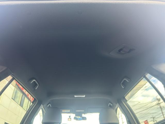 カローラフィールダー １．５Ｇ　ダブルバイビー　トヨタセーフティセンス　純正ナビ　フルセグＴＶ　バックカメラ　ＬＥＤヘッド＆フォグ　プッシュスタート　スマートキー　ルーフレール　ドラレコ　ＥＴＣ　純正１６インチアルミ（20枚目）