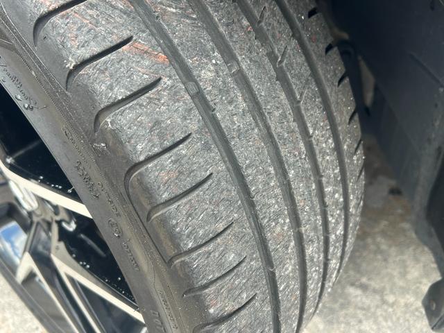 シビック ＬＸ　６速マニュアル　ホンダセンシング　純正ナビ　フルセグＴＶ　バックカメラ　ＥＴＣ２．０　プッシュスタート　スマートキー　運転席＆助手席シートヒーター　純正アルミ（37枚目）