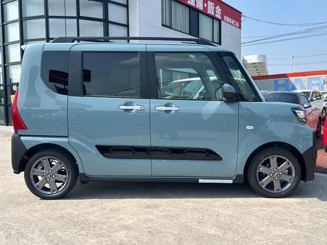 タント ファンクロスターボ　届出済み未使用車　スマートアシスト　両側パワースライド　ＬＥＤヘッドライト　純正アルミ　電動パーキング　ブレーキホールド　シートヒーター（4枚目）