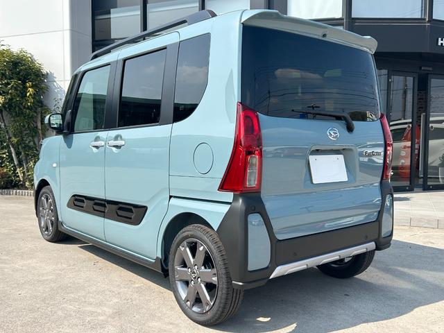 タント ファンクロスターボ　届出済み未使用車　スマートアシスト　両側パワースライド　ＬＥＤヘッドライト　純正アルミ　電動パーキング　ブレーキホールド　シートヒーター（7枚目）