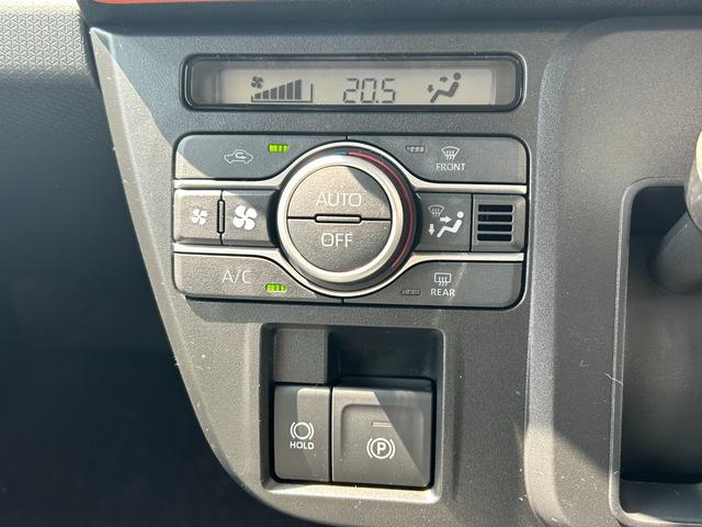 タント ファンクロスターボ　届出済み未使用車　スマートアシスト　両側パワースライド　ＬＥＤヘッドライト　純正アルミ　電動パーキング　ブレーキホールド　シートヒーター（27枚目）