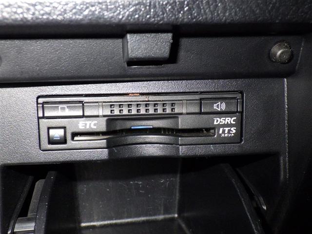 ヴェルファイアハイブリッド X 衝突被害軽減システム メモリーナビ フルセグ バックカメラ ETC ドラレコ CD ミュージックプレイヤー接続可 DVD再生 後席モニター オートクルーズコントロール LEDヘッドランプ 乗車定員7人(16枚目)