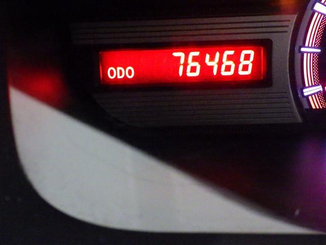 ヴォクシー ZS メモリーナビ フルセグ バックカメラ ETC CD DVD再生 HIDヘッドライト 電動スライドドア 乗車定員8人 スマートキー キーレス(17枚目)