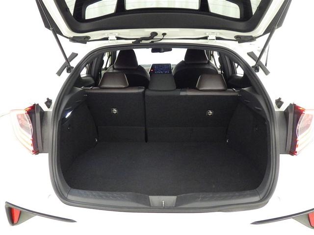 Ｃ－ＨＲ Ｇ　衝突被害軽減システム　メモリーナビ　フルセグ　バックカメラ　ＥＴＣ　ドラレコ　ＣＤ　ミュージックプレイヤー接続可　オートクルーズコントロール　ＬＥＤヘッドランプ　スマートキー　キーレス　ハイブリッド（27枚目）