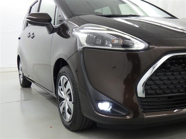 シエンタ G クエロ 衝突被害軽減システム メモリーナビ フルセグ バックカメラ ETC CD ミュージックプレイヤー接続可 DVD再生 LEDヘッドランプ 両側電動スライド 乗車定員7人 3列シート スマートキー(8枚目)