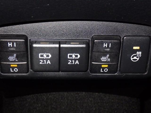 シエンタ G クエロ 衝突被害軽減システム メモリーナビ フルセグ バックカメラ ETC CD ミュージックプレイヤー接続可 DVD再生 LEDヘッドランプ 両側電動スライド 乗車定員7人 3列シート スマートキー(15枚目)