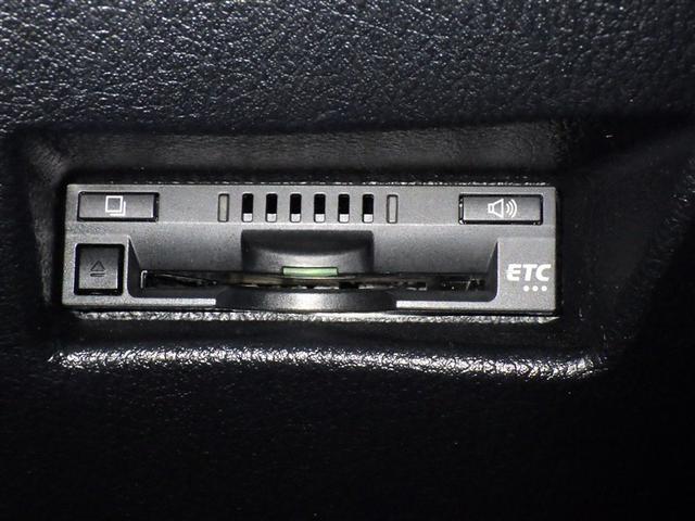 シエンタ G クエロ 衝突被害軽減システム メモリーナビ フルセグ バックカメラ ETC CD ミュージックプレイヤー接続可 DVD再生 LEDヘッドランプ 両側電動スライド 乗車定員7人 3列シート スマートキー(19枚目)