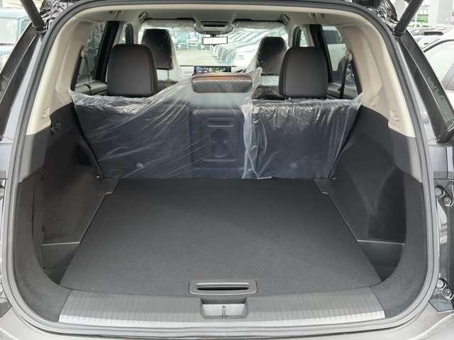 エクストレイル 1.5G e-4ORCE 4WD ※雹害車/プロパイロット LEDヘッドランプ ナビTV スマートキー レーダークルーズ LKA キーフリー ETC 4WD アルミホイール メモリーナビ バックカメラ サイドカメラ オートエアコン PS エアB PW アラモニ(28枚目)