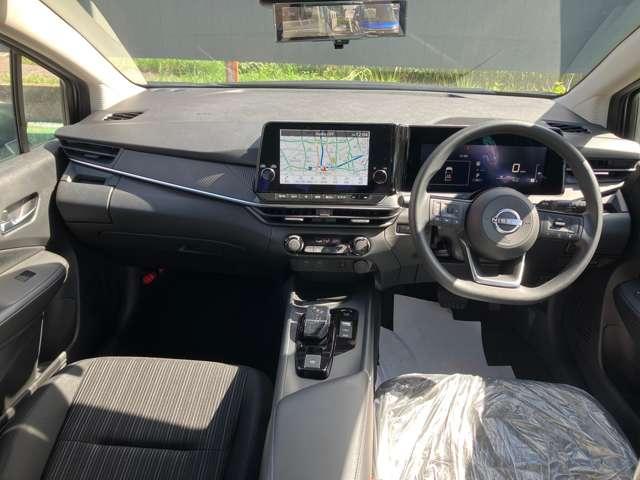ノート １．２　Ｘ　※雹害未使用車／プロパイロット／メーカー純　リアカメラ　衝突被害軽減ブレ－キ　全方位カメラ　ＥＴＣ付　ＬＥＤヘッドライト　レーダークルーズ　レーンアシスト　インテリジェントキー　ワンオーナー　ワンセグＴＶ　ＴＶナビ　サイドカーテンエアバック（4枚目）