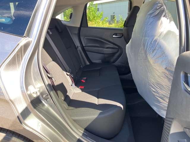ノート １．２　Ｘ　※雹害未使用車／プロパイロット／メーカー純　リアカメラ　衝突被害軽減ブレ－キ　全方位カメラ　ＥＴＣ付　ＬＥＤヘッドライト　レーダークルーズ　レーンアシスト　インテリジェントキー　ワンオーナー　ワンセグＴＶ　ＴＶナビ　サイドカーテンエアバック（7枚目）