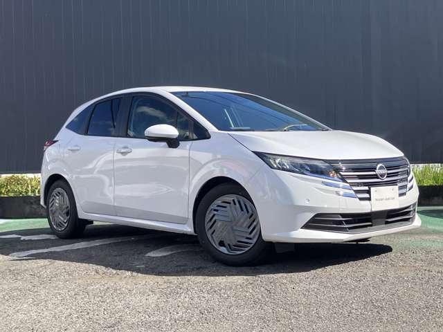 ノート １．２　Ｘ　※雹害未使用車／プロパイロット／メーカー純　リアカメラ　衝突被害軽減ブレ－キ　クルーズコントロール　全方位カメラ　ＥＴＣ付　ＬＥＤヘッドライト　レーンアシスト　インテリジェントキー　アイドリングストップ　盗難防止システム　ワンセグＴＶ　ＴＶナビ（4枚目）