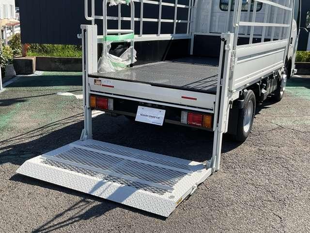 アトラストラック 垂直リフター ※雹害未使用車/クルーズコントロール/踏み(9枚目)