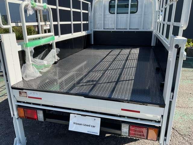 アトラストラック 垂直リフター ※雹害未使用車/クルーズコントロール/踏み(11枚目)