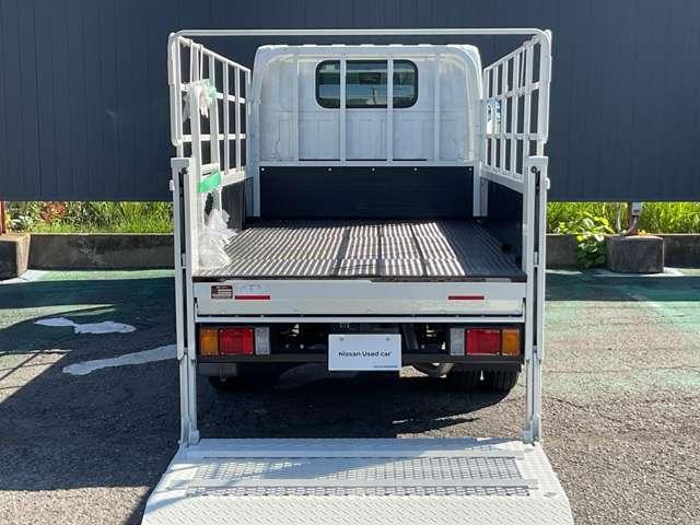 アトラストラック 垂直リフター ※雹害未使用車/クルーズコントロール/踏み(12枚目)