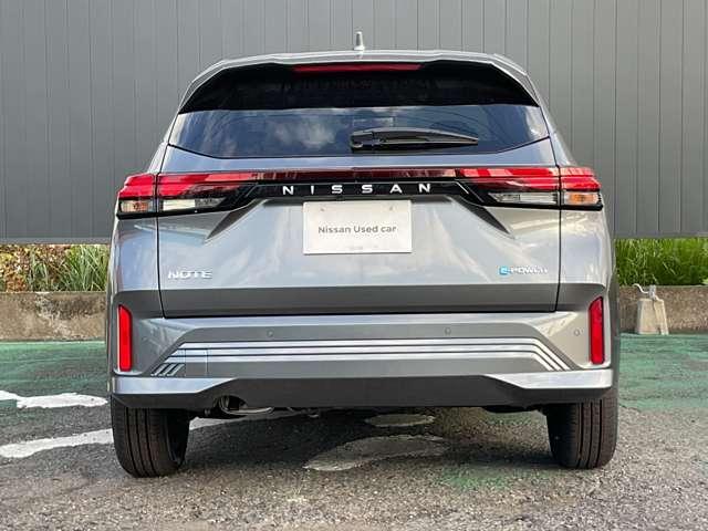 ノート １．２　Ｘ　※雹害未使用車／純正ナビ／アラウンドビュー　リアカメラ　衝突被害軽減ブレ－キ　全方位カメラ　ＥＴＣ付　ＬＥＤヘッドライト　レーンアシスト　インテリジェントキー　ワンセグＴＶ　ＴＶナビ　サイドカーテンエアバック　サイドカメラ　メモリーナビ　ＡＢＳ（25枚目）