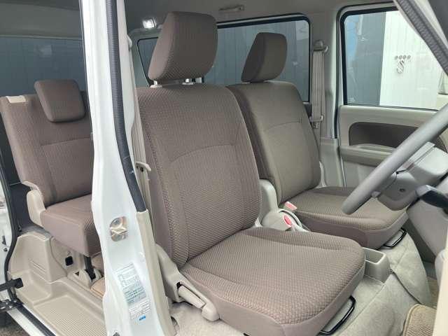 クリッパーバン 660 GX ハイルーフ 純正ナビ/バックカメラ/LEDオートライト/運 衝突軽減ブレーキ スマートキー Bカメラ ETC ワンオーナー レーンアシスト ドラレコ エアコン LEDヘッド キーレス Wエアバッグ アイドリングストップ パワステ ABS(6枚目)