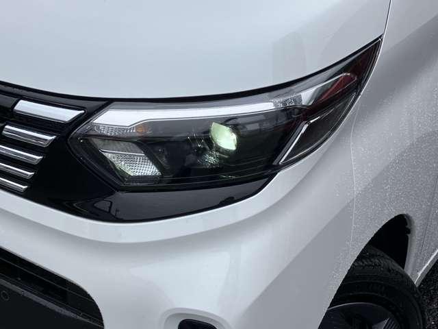 ルークス 660 X 当社社用車/両側オートスライドドア/LEDオ アラモニ 前後衝突軽減ブレーキ ワンオーナー車 車線逸脱防止 ETC スマートキー 定期点検記録簿 キーフリー ドライブレコーダー i-stop フルオートエアコン パワーウインドウ LED ABS(19枚目)