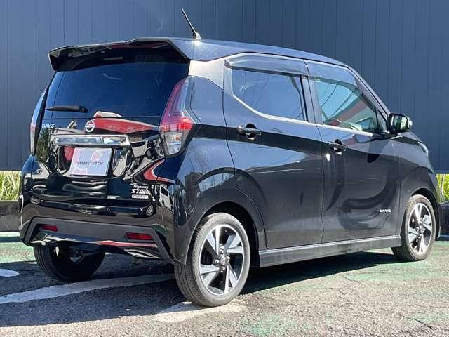 デイズ 660 ハイウェイスターGターボ ターボ車/メモリーナビMM319D-L/ドライブレ 車線逸脱 インテリジェントアラウンドビューモニター LED ナビTV 記録簿 ドライブレコーダー ETC スマートキー エアバック キーフリー サイドカメラ バックカメラ パワーステアリング ワンセグ(2枚目)