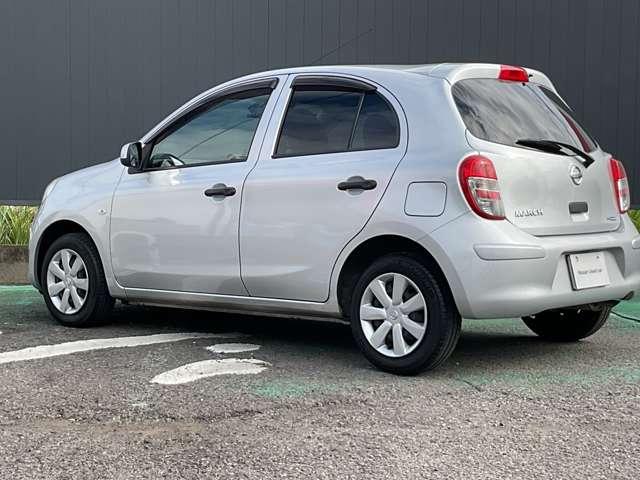 マーチ １．２　１２Ｘ　ＣＤデッキ／ドライブレコーダー／コーナーセン　スマートキープッシュスタート　アイストップ　ドライブレコーダー　記録簿付き　運転席助手席エアバック　パワーウインド　パワステ　ＡＢＳ　キーレスエントリー　ワンオーナー　運転席エアバッグ（15枚目）