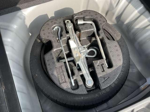 ノート 1.2 X DIG-S 純正ナビ/オートエアコン/ETC/ アイドリングストップ機能 左右エアバック AAC スマキー ETC 整備記録簿 パワーウィンドウ ABS キーフリー 1オーナー ナビTV パワーステアリング メモリーナビ ワンセグ エアバック(18枚目)