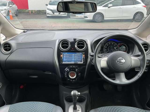 ノート 1.2 メダリスト アラウンドビューモニター/メモリーナビMC3 アラウンドビュモニター Aストップ インテリキー オートエアコン 左右エアバック バックビューモニター メモリーナビ ETC 1オーナー ナビTV パワーウインドー パワステ 運転席エアバッグ ABS(4枚目)