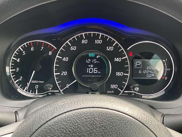 ノート 1.2 メダリスト アラウンドビューモニター/メモリーナビMC3 アラウンドビュモニター Aストップ インテリキー オートエアコン 左右エアバック バックビューモニター メモリーナビ ETC 1オーナー ナビTV パワーウインドー パワステ 運転席エアバッグ ABS(7枚目)