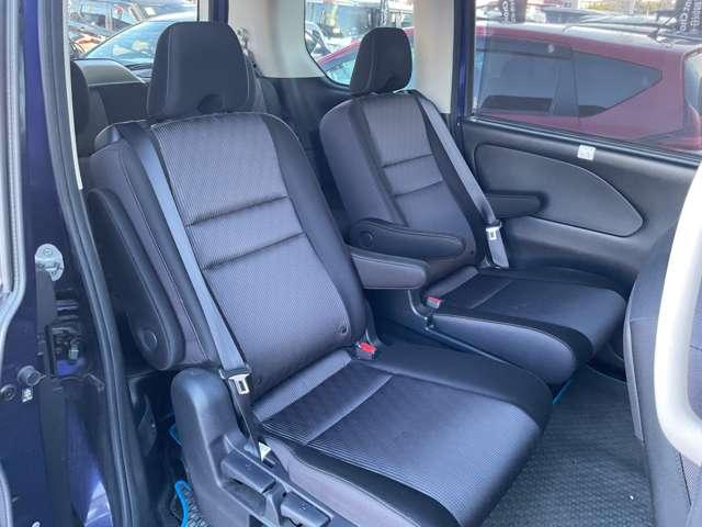 セレナ 1.2 e-POWER ハイウェイスター V プロパイロット/両側オートスライドドア/純 360°カメラ エマジェンシーブレーキ 1オナ スマキー バックカメラ LED レーンアシスト 点検記録簿付 ETC ドラレコ サイドカーテンエアバック フルオートエアコン アルミホイール エアバック(13枚目)