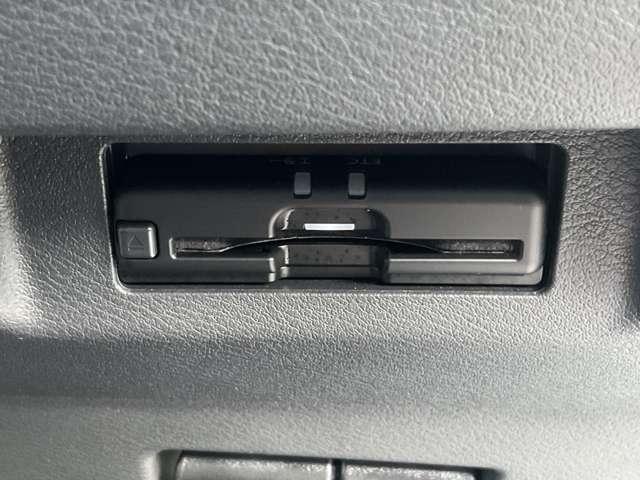 キックス 1.2 X FOUR スタイルエディション(e-POWER) 4WD 4WD/寒冷地仕様/プロパイロット/SOSコール/ 衝突軽減 LED 全方位カメラ スマートキー 車線逸脱警報 4WD ドライブレコーダー バックカメラ ETC アルミホイール メモリーナビ ワンオーナー オートエアコン 寒冷地仕様(8枚目)