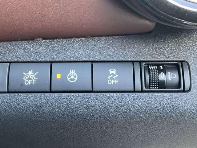 キックス 1.2 X FOUR スタイルエディション(e-POWER) 4WD 4WD/寒冷地仕様/プロパイロット/SOSコール/ 衝突軽減 LED 全方位カメラ スマートキー 車線逸脱警報 4WD ドライブレコーダー バックカメラ ETC アルミホイール メモリーナビ ワンオーナー オートエアコン 寒冷地仕様(17枚目)