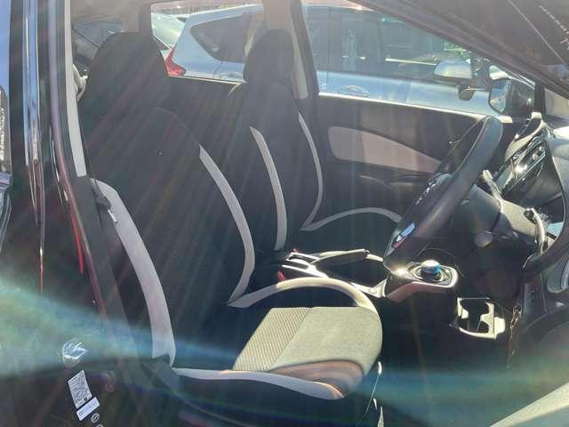 ノート 1.2 e-POWER X メモリーナビMM317D-W/ドライブレコーダー/ 360°カメラ 記録簿付 Rカメラ 運転席助手席エアバック レーンキープ AUTOエアコン 1オーナー ナビTV サイドカメラ 運転席エアバッグ キーレスエントリー ドラレコ ETC車載器 パワステ(15枚目)